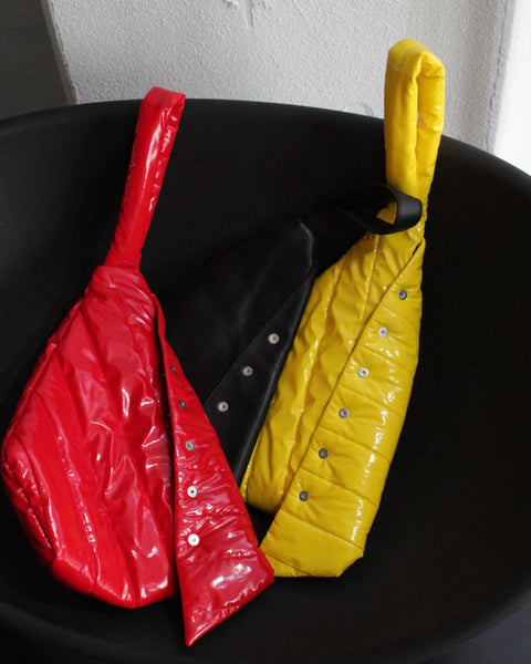 バッグ Omar Afridi Distorted Hand Bag  yellow Omar Afridi Distorted Hand Bag yellow
