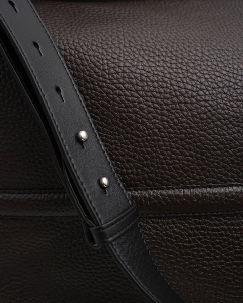 DRIES VAN NOTEN / BOMBE BAG (242-021502-196) Choco – Mukta / Sal