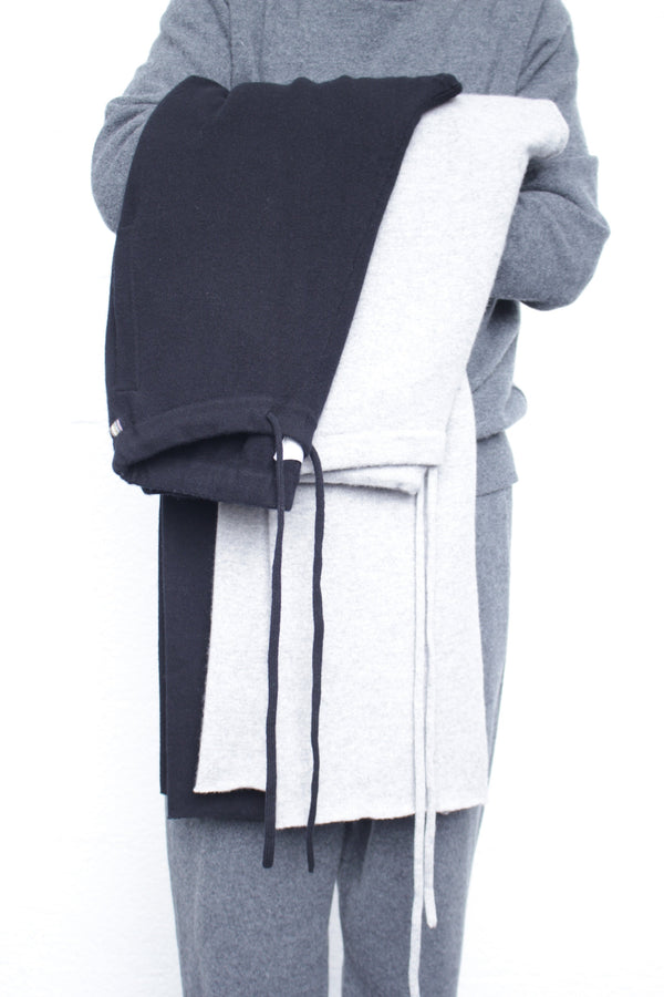 Diary 229 - カシミアのパンツ