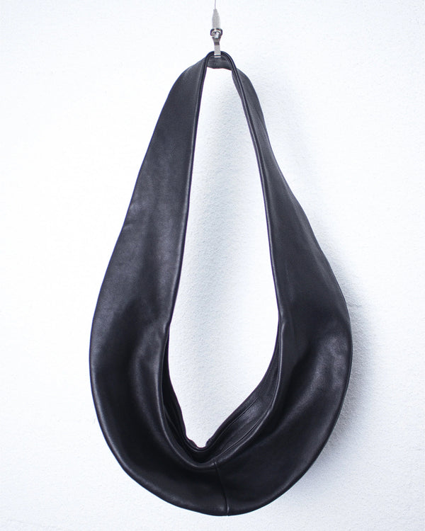 GABRIELA COLL GARMENTS / NO.297 SMALL CROSSED LEATHER BAG - Black (S15-297)