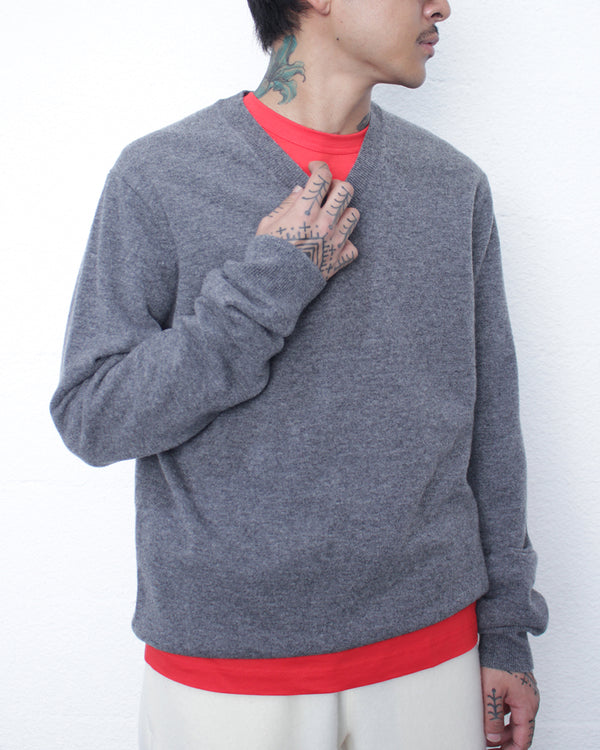 COMME DES GARÇONS SHIRT / FULLY FASHIONED KNIT V-NECK PULLOVER - Grey (FZ-N107-051)