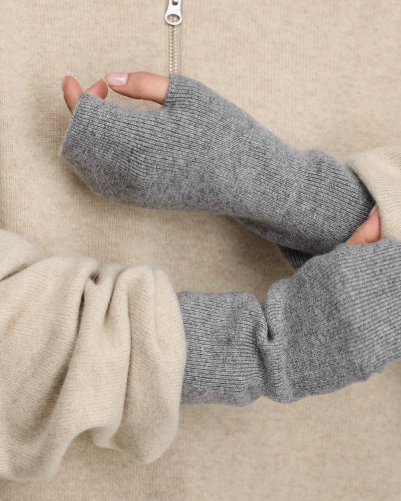 EXTREME CASHMERE / N°391 MOUFLE - Goat (391-209-01-TU-12)