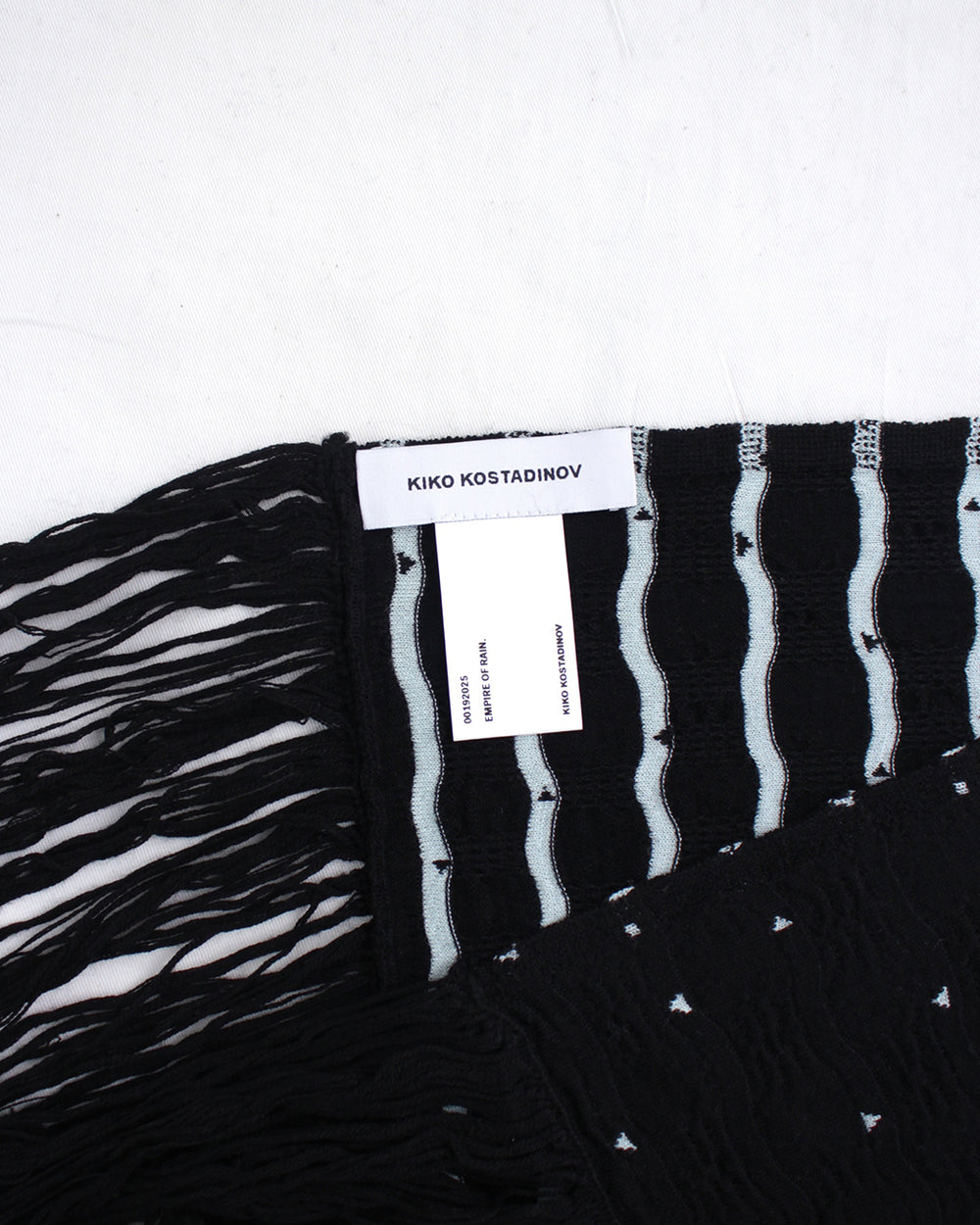 kiko kostadinov 23aw ニットスカーフ KIKO KOSTADINOV】23AWコレクションから新作アイテムが