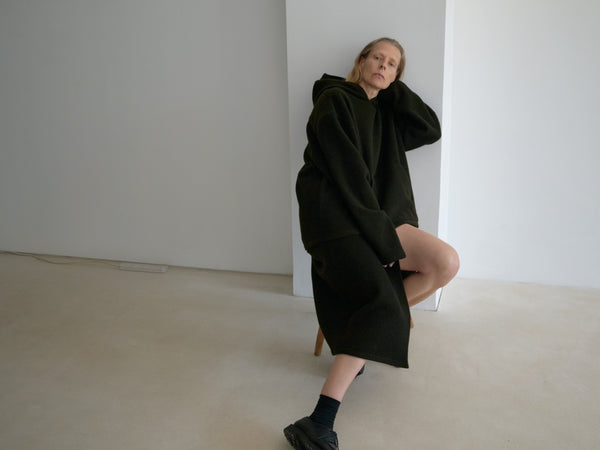 RIER / FLEECE WRAP SKIRT - Black (SKT23 X02)