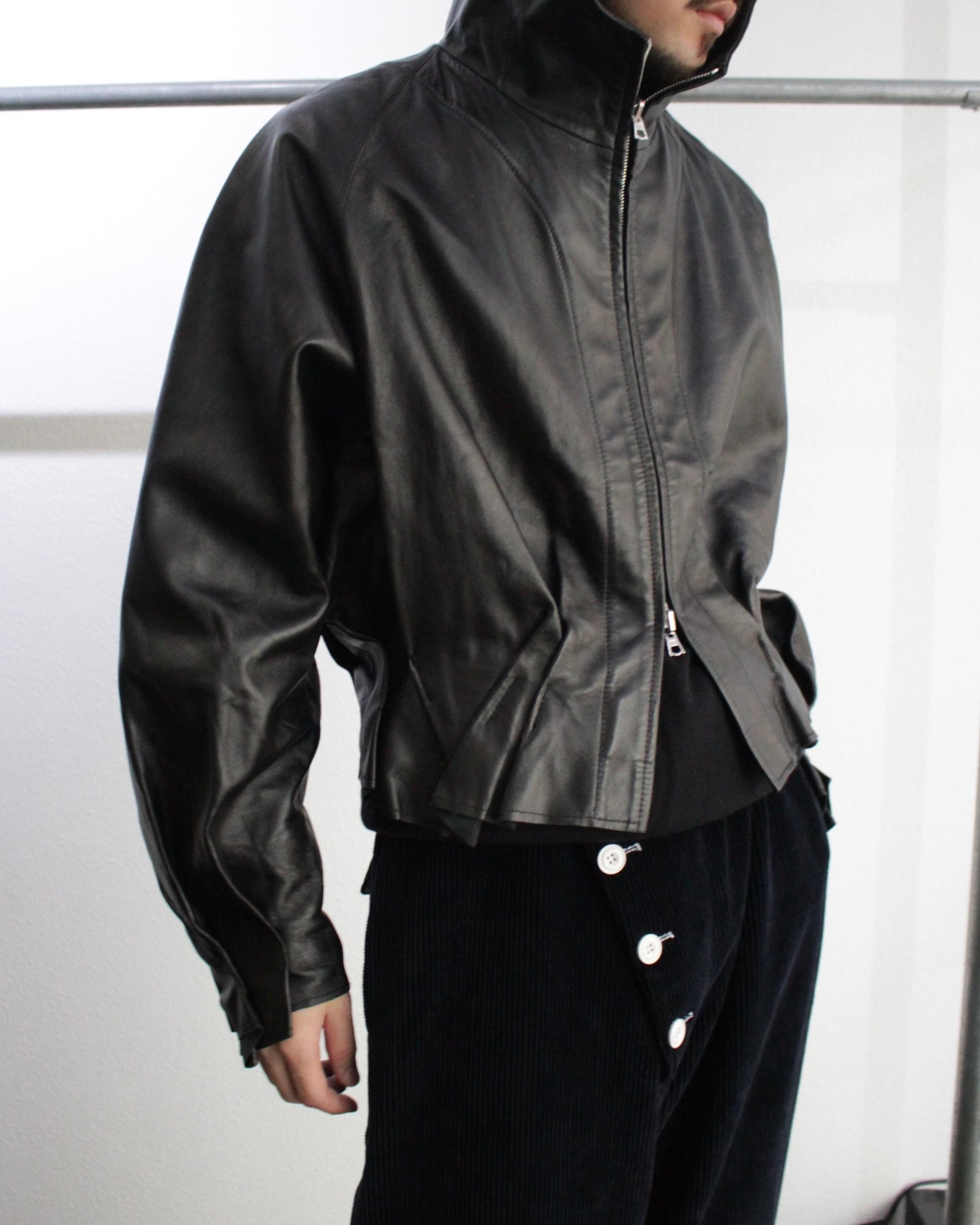 omar afridi PLEATEDLEATHERHOODIEレザージャケット 3962FD1A-5E33-43ED-96E1-