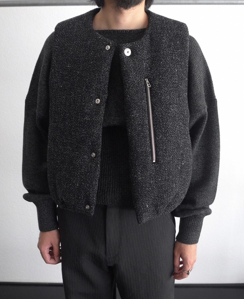 EXCLUSIVE PADDED CIRCLE VEST (OA-AW23-VST-101-04) Grey