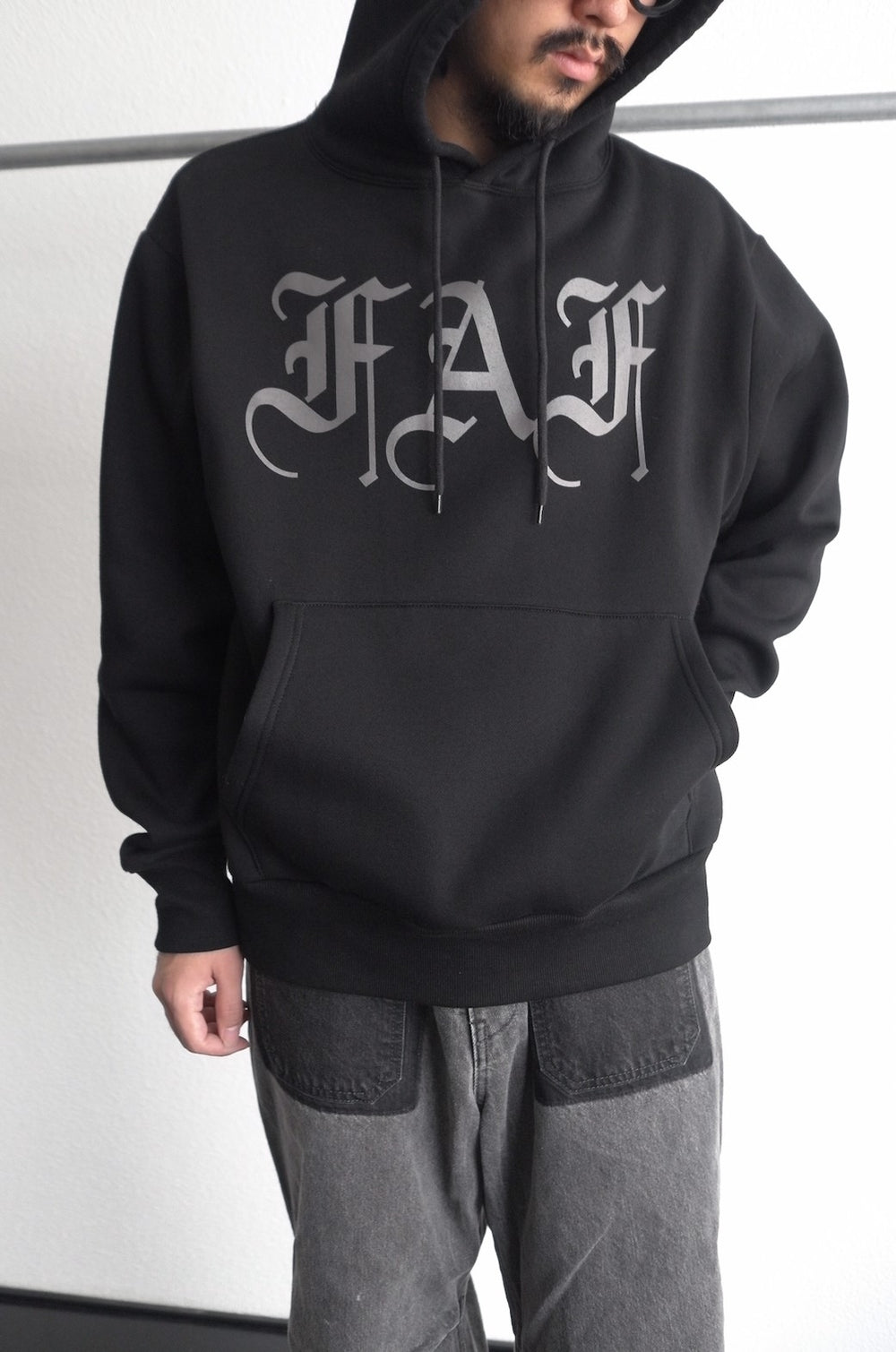 ○★新品未使用　FAF（エフエーエフ）　ロゴスウェット　L　ブラック 4936045556032180164.