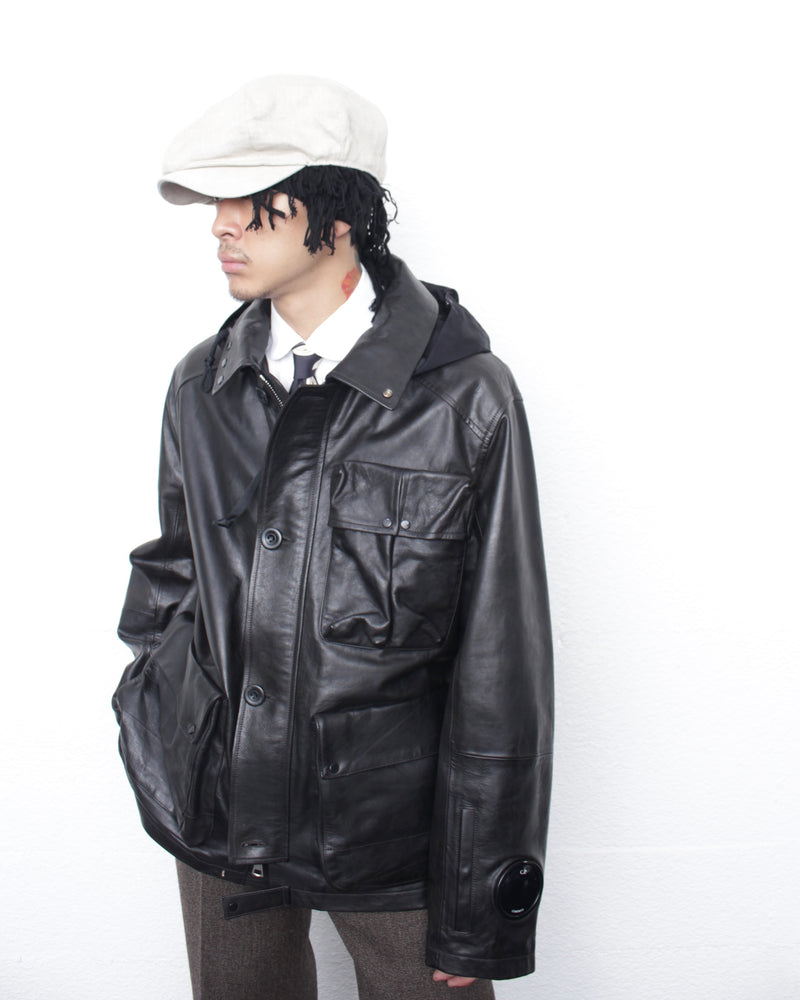 C.P. COMPANY / MEDIUM JACKET IN LEATHER - Black (19CMOW296A)