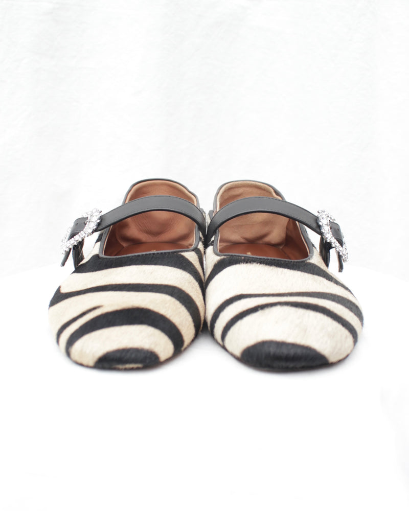WALES BONNER / BALLERINA BUCKLE - Zebra Print Pony Beige (WBW44011A-21035-250)