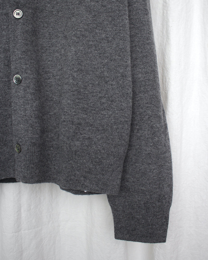 COMME DES GARÇONS SHIRT / FULLY FASHIONED KNIT CARDIGAN ROUND-NECK - Grey (FZ-N106-051)