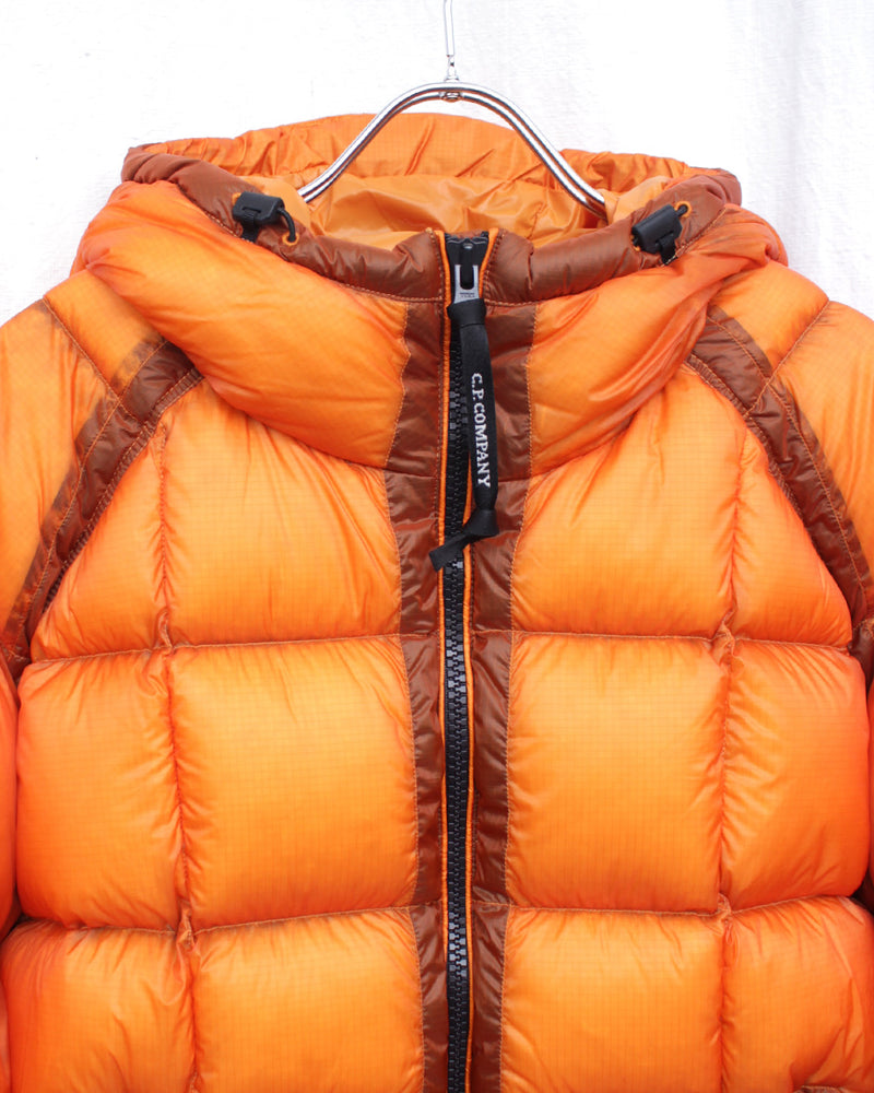 C.P. COMPANY / D.D. SHELL HOODED JACKET - Russet Orange (19CMOW702A)