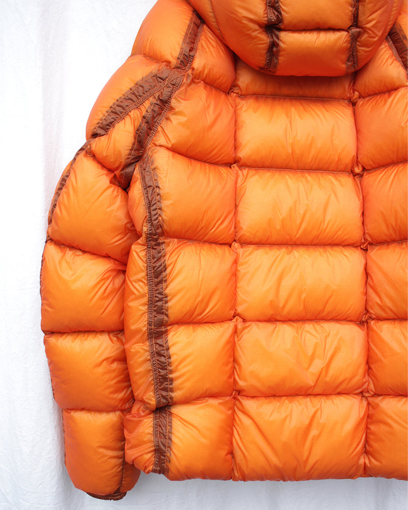 C.P. COMPANY / D.D. SHELL HOODED JACKET - Russet Orange (19CMOW702A)