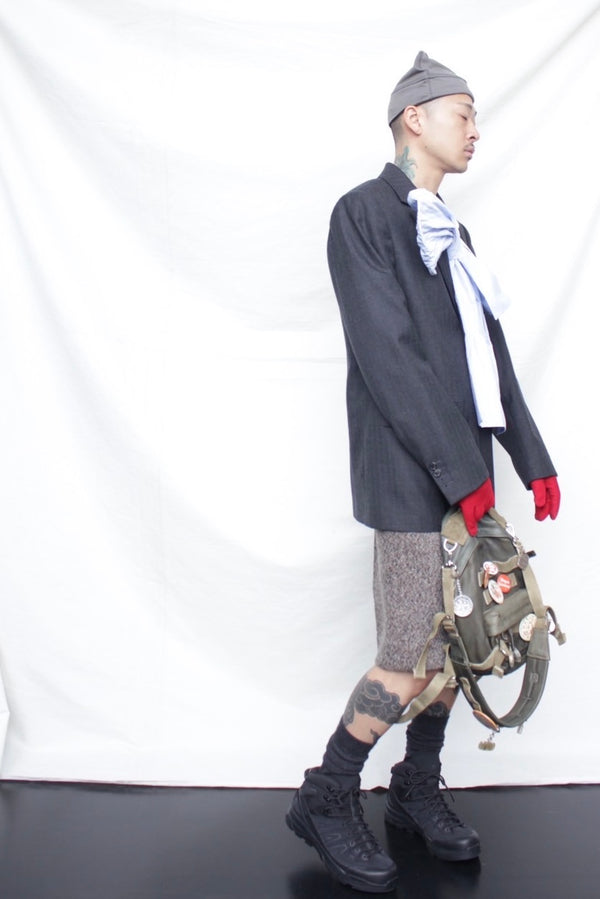 OMAR AFRIDI / SUEDE CURVED GLOVES - Red×Lgrey (OA-AW25-ACC-102-06-MKT)