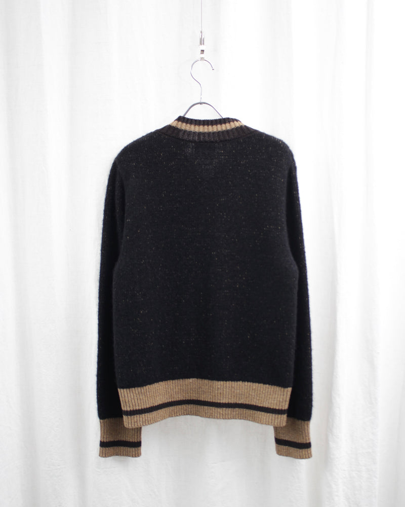 MOON SWEATER (242-021247-9719) Black / Camel