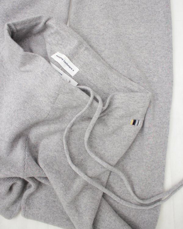 EXTREME CASHMERE / N°387 STRUT  - Grey (387-003-01-TU-06)