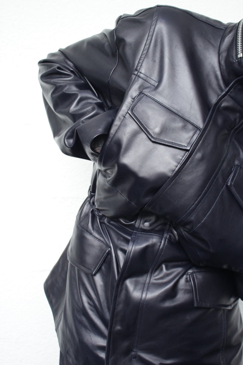 OMAR AFRIDI / ARNATT JACKET / SHEEPSKIN (OA-SS26-LTH-103-01) Navy