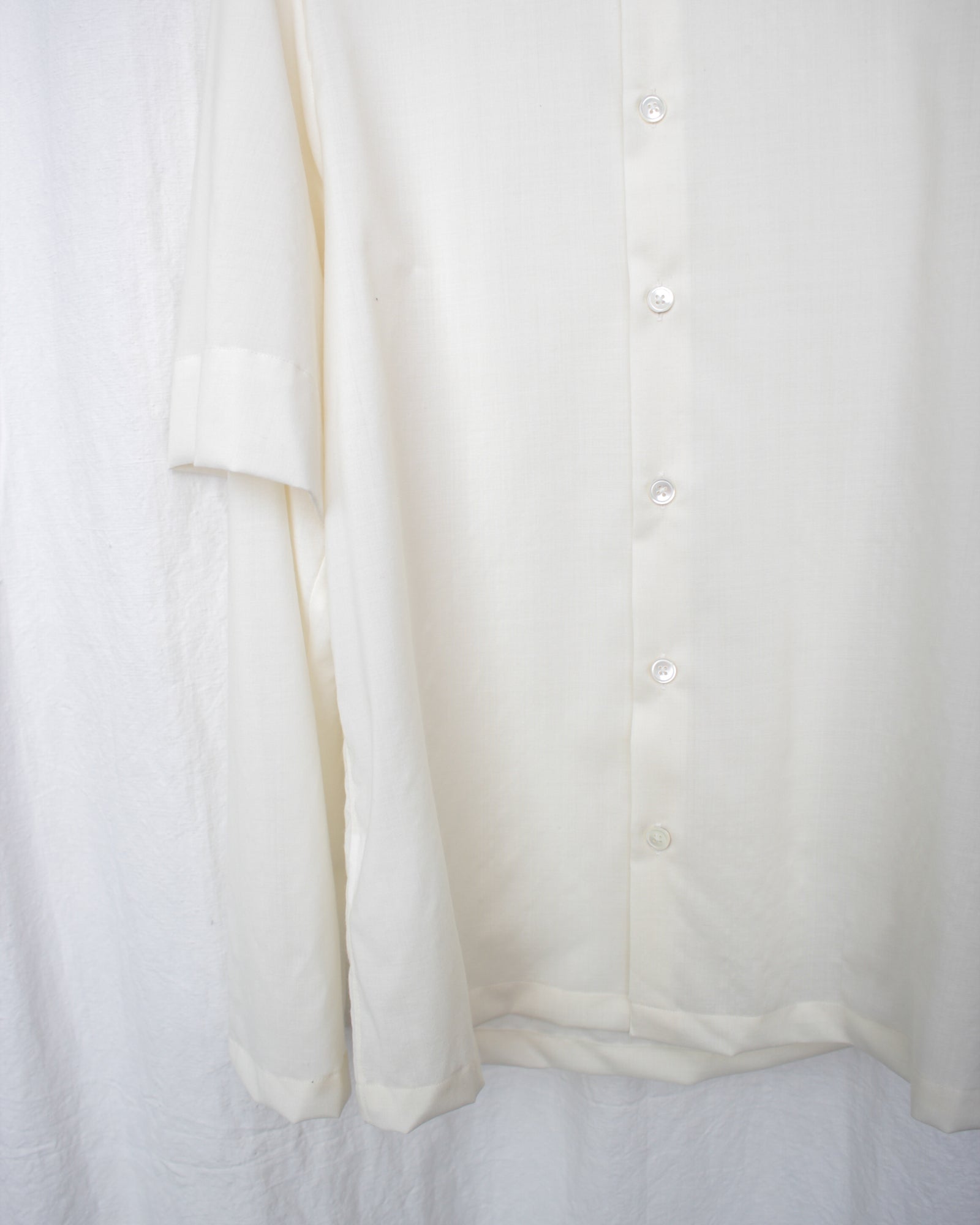CAMISAS MANOLO / OFF WHITE DOUBLE SLEEVE SHIRT (CM-FIGMKT-03) Off