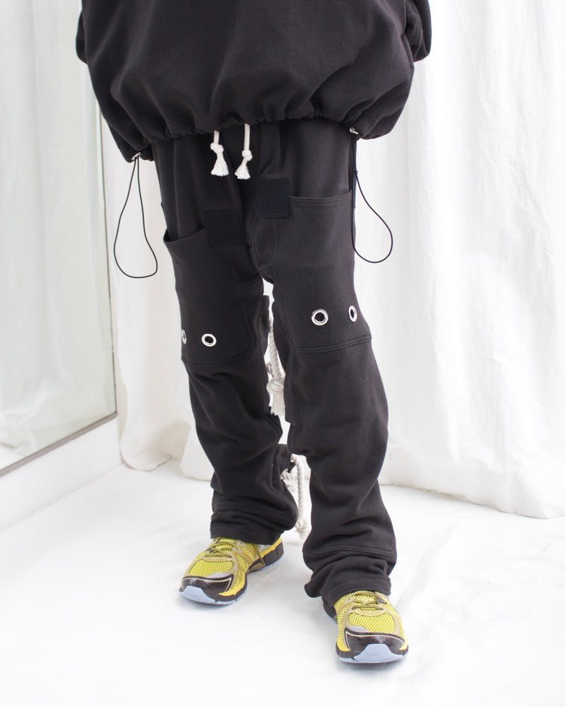 MENTAL SWEATS (TRETTIO-NIO-7-PT-MNT) Black