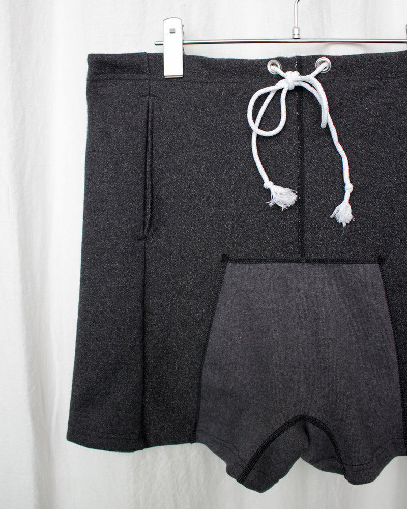 CLASS / SWEAT SHORTS - Charcoal (CCFS15UNI)