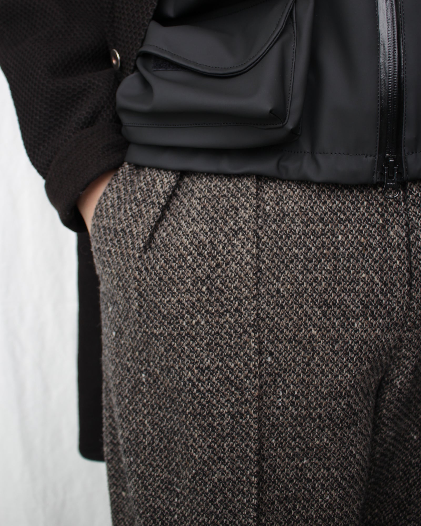 Omar Afridi / PRESSED TROUSERS (OA-AW21-TRS-105-01) Brown