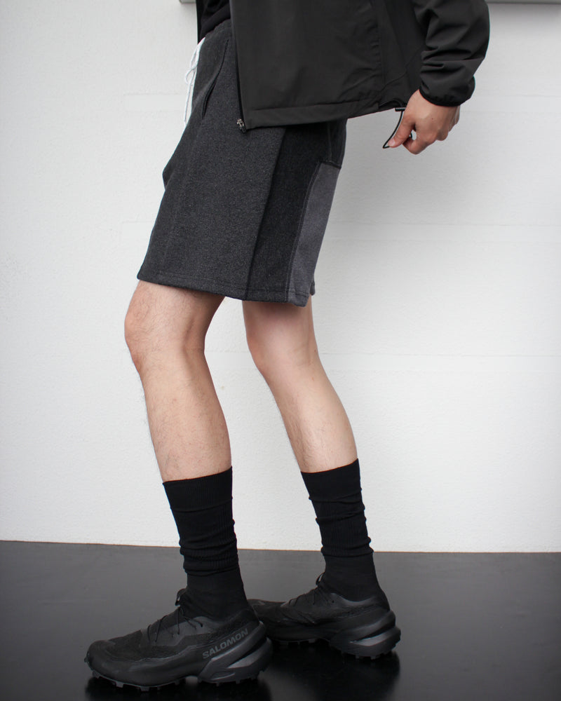 CLASS / SWEAT SHORTS - Charcoal (CCFS15UNI)