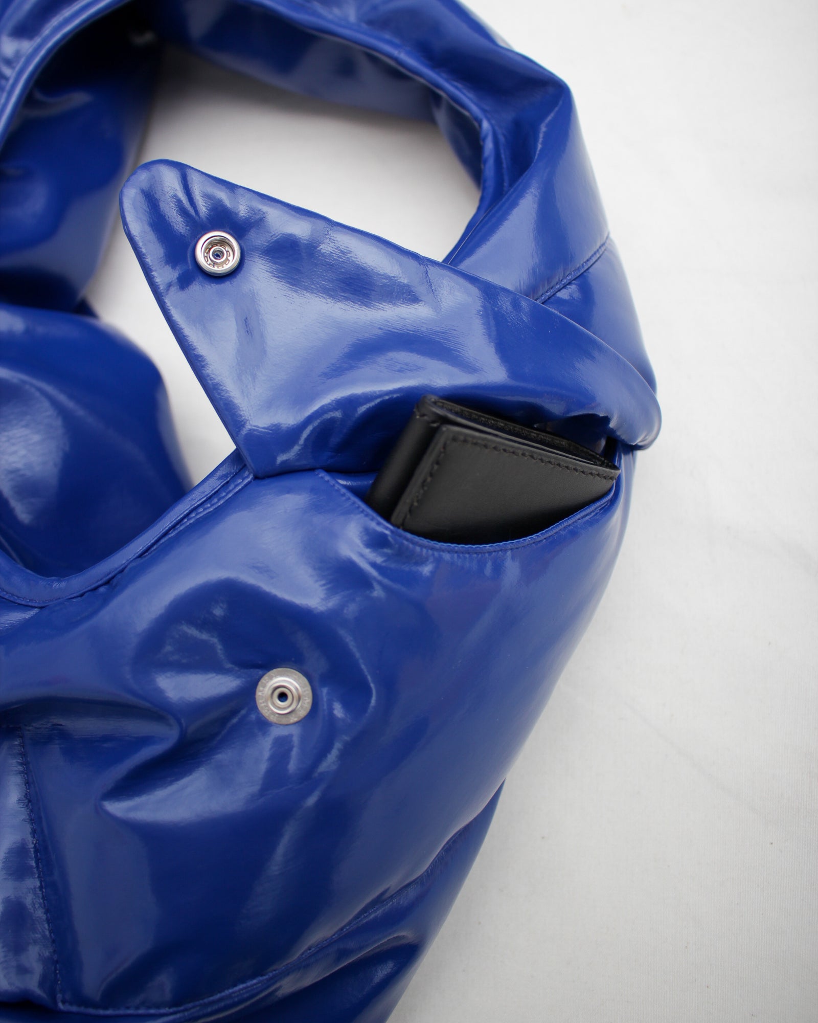 Omar Afridi / FOAMED LIDIA BAG (SS25-BAG-101-03) Blue