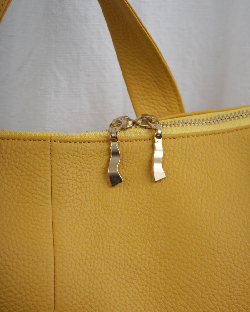 CRESCENT MOON (AW24-RACC01) Yellow