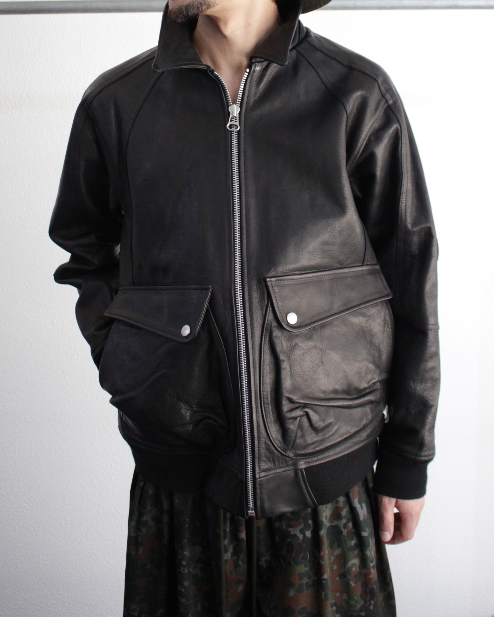 FAF / BEADED LEATHER FLIGHT JACKET (002342501-MKT) Black – Mukta / Sal