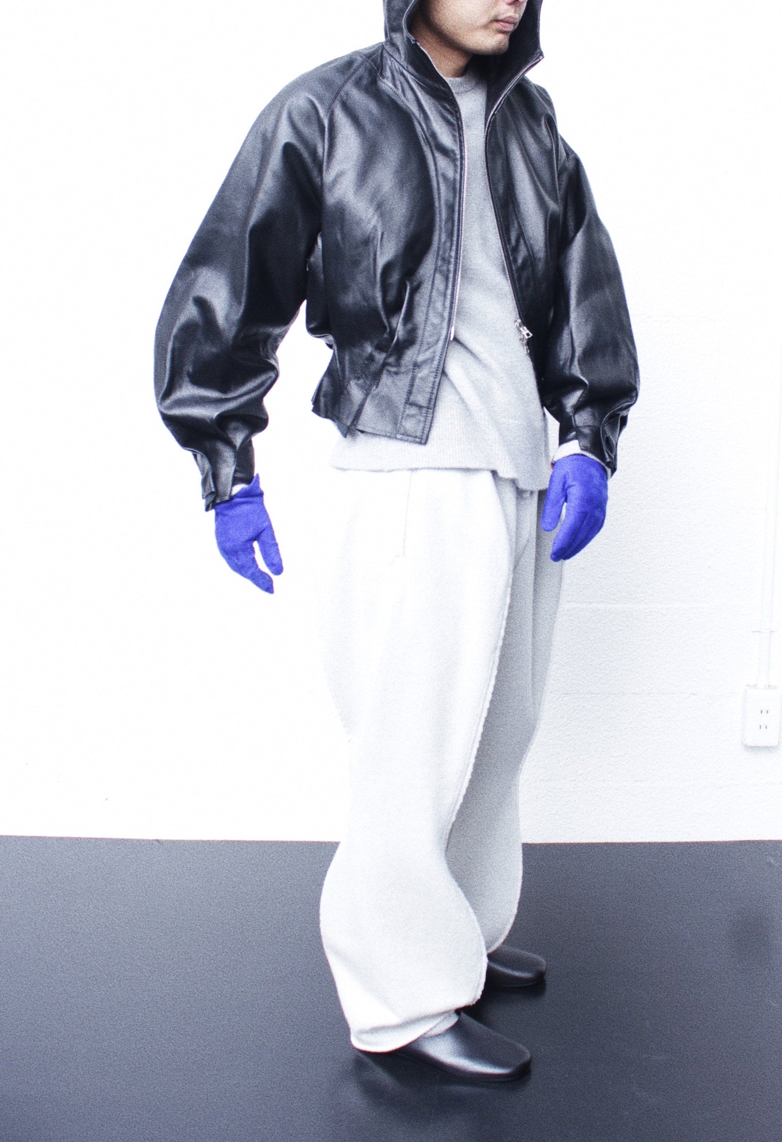 Omar Afridi / PLEATED LEATHER HOODIE (OA-AW22-BZ-102-01) Black