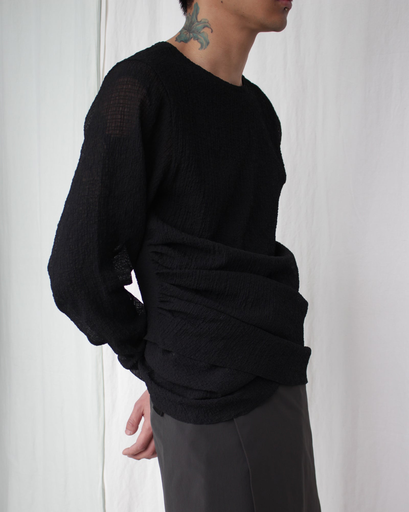 Omar Afridi / DRAPED L/S TOP (SS25-JER-104-01) Black – Mukta