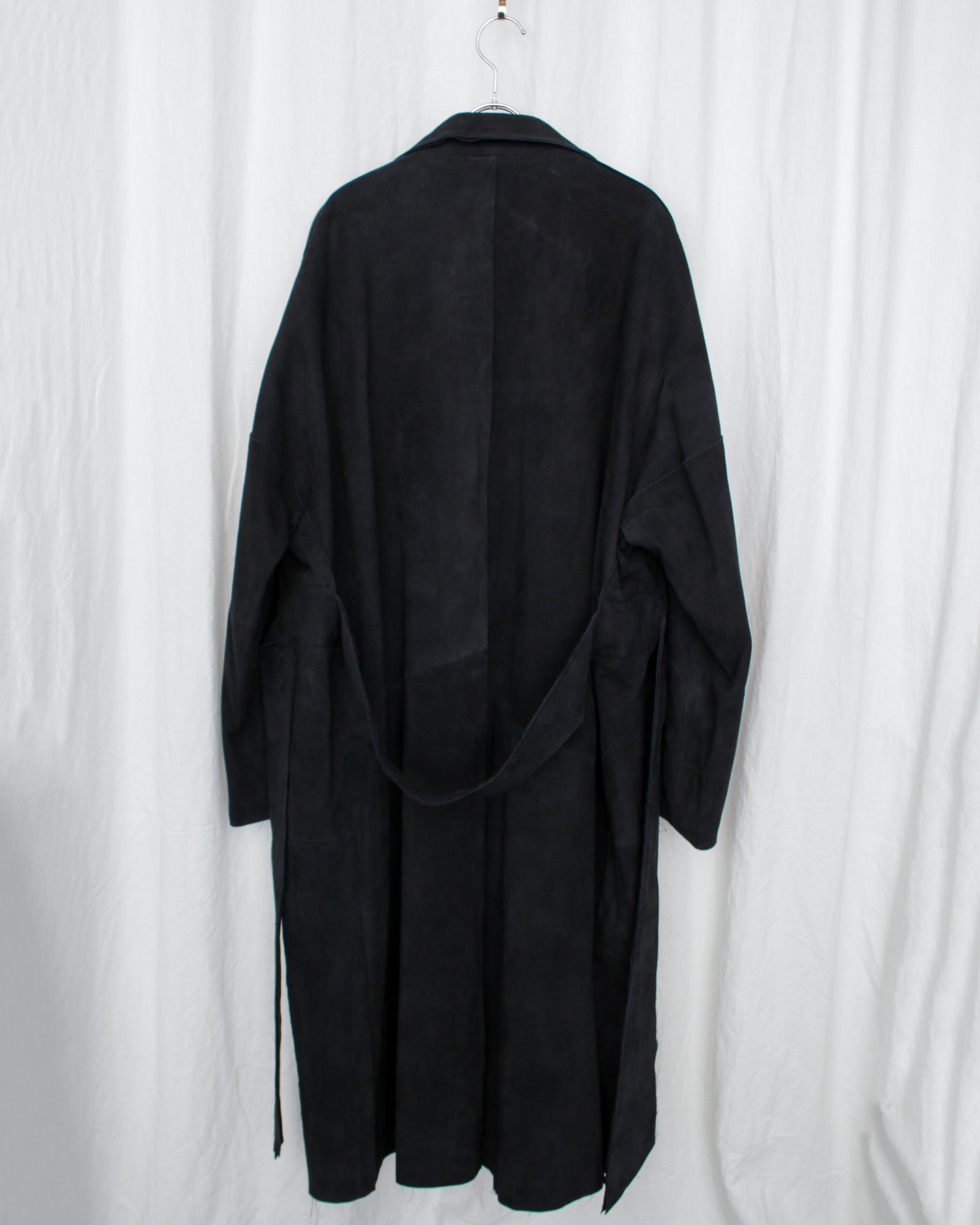 sulvam 16aw ゴートレザー　スエードパンツ　M　ブラック sulvam 16aw ゴートレザー スエードパンツ M ブラック 【公式通販】