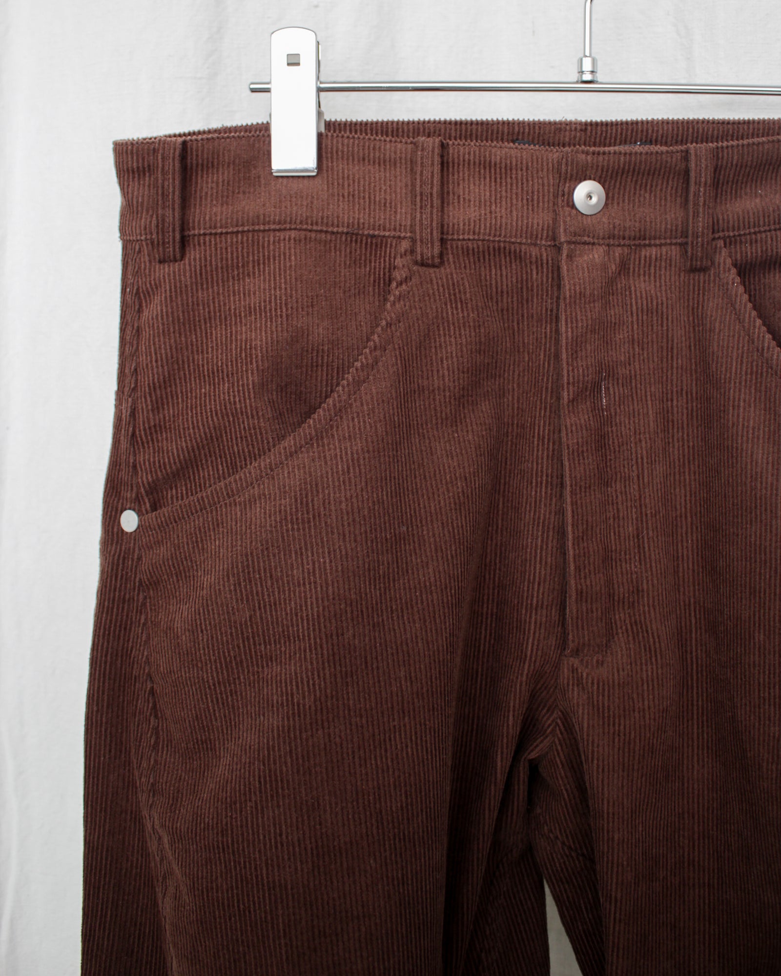 Omar Afridi / KNEE DARTED FLARE TROUSERS (SS25-TRS-104-03) Dark