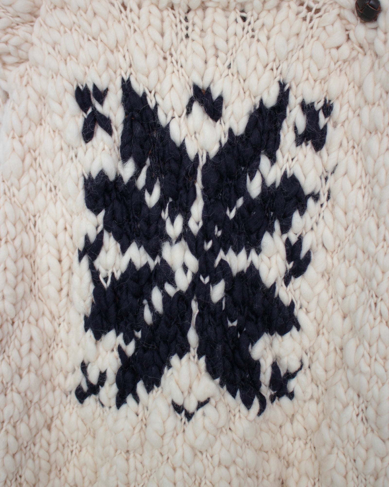 MISTER IT. / KNIT (KLAUDIA-VEST-CR) Cream – Mukta / Sal