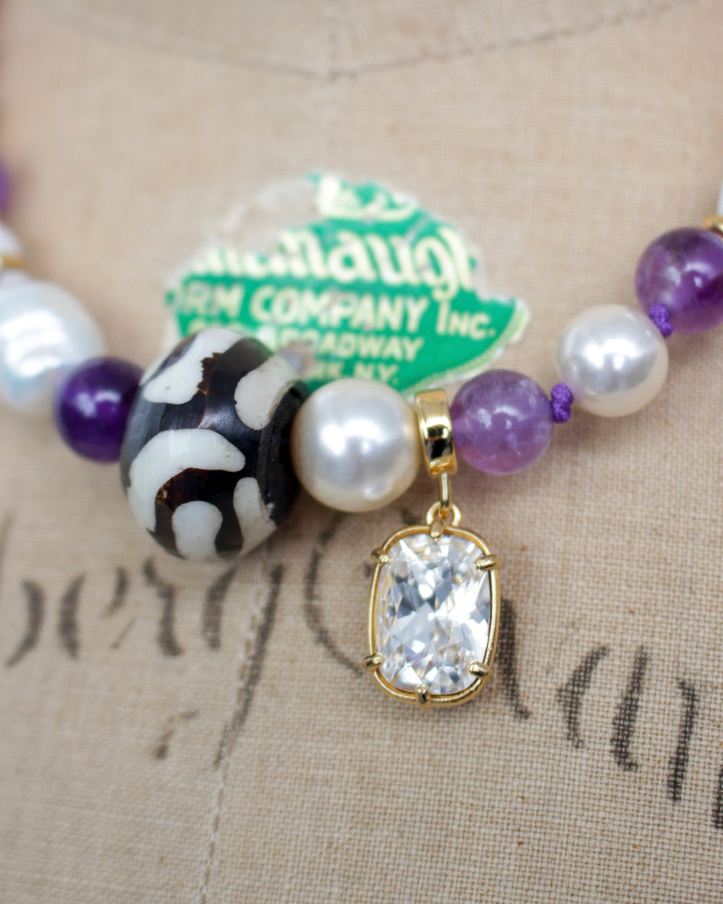 STORY NECKLACE (UA24NK02-249 ) Purple / White