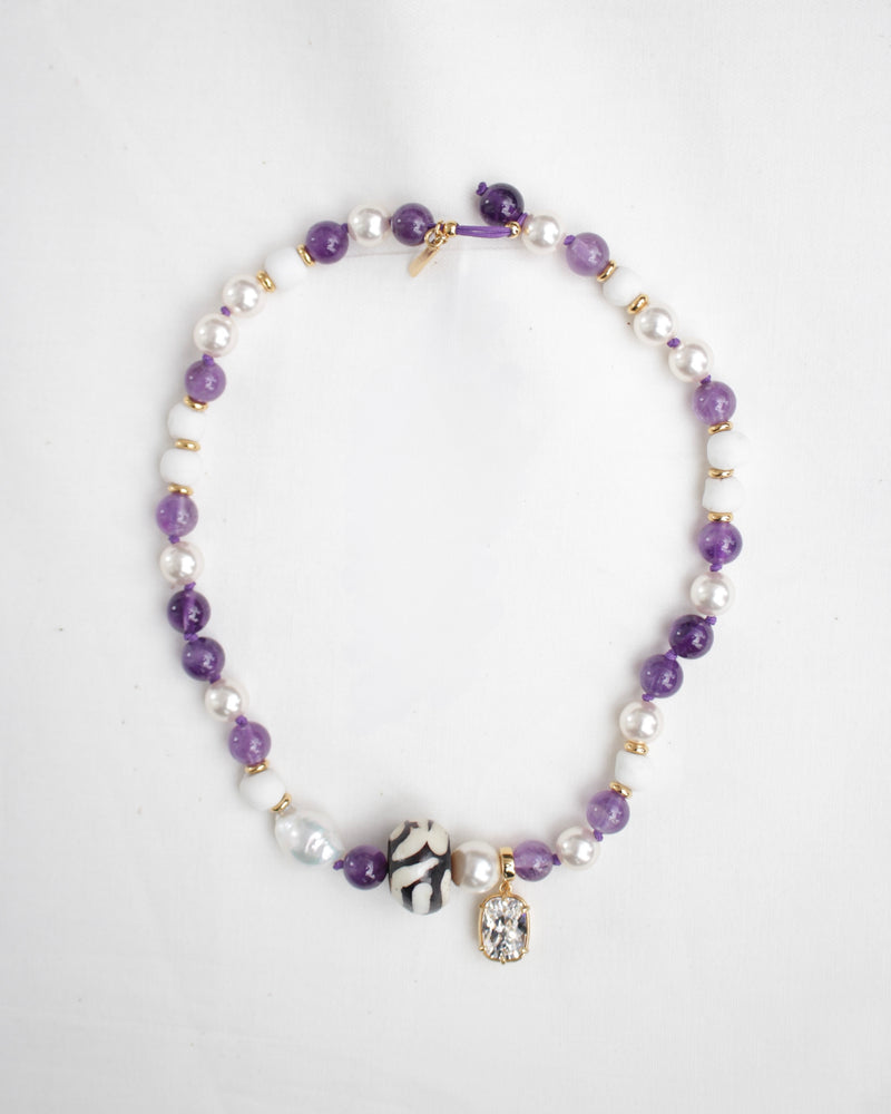 STORY NECKLACE (UA24NK02-249 ) Purple / White