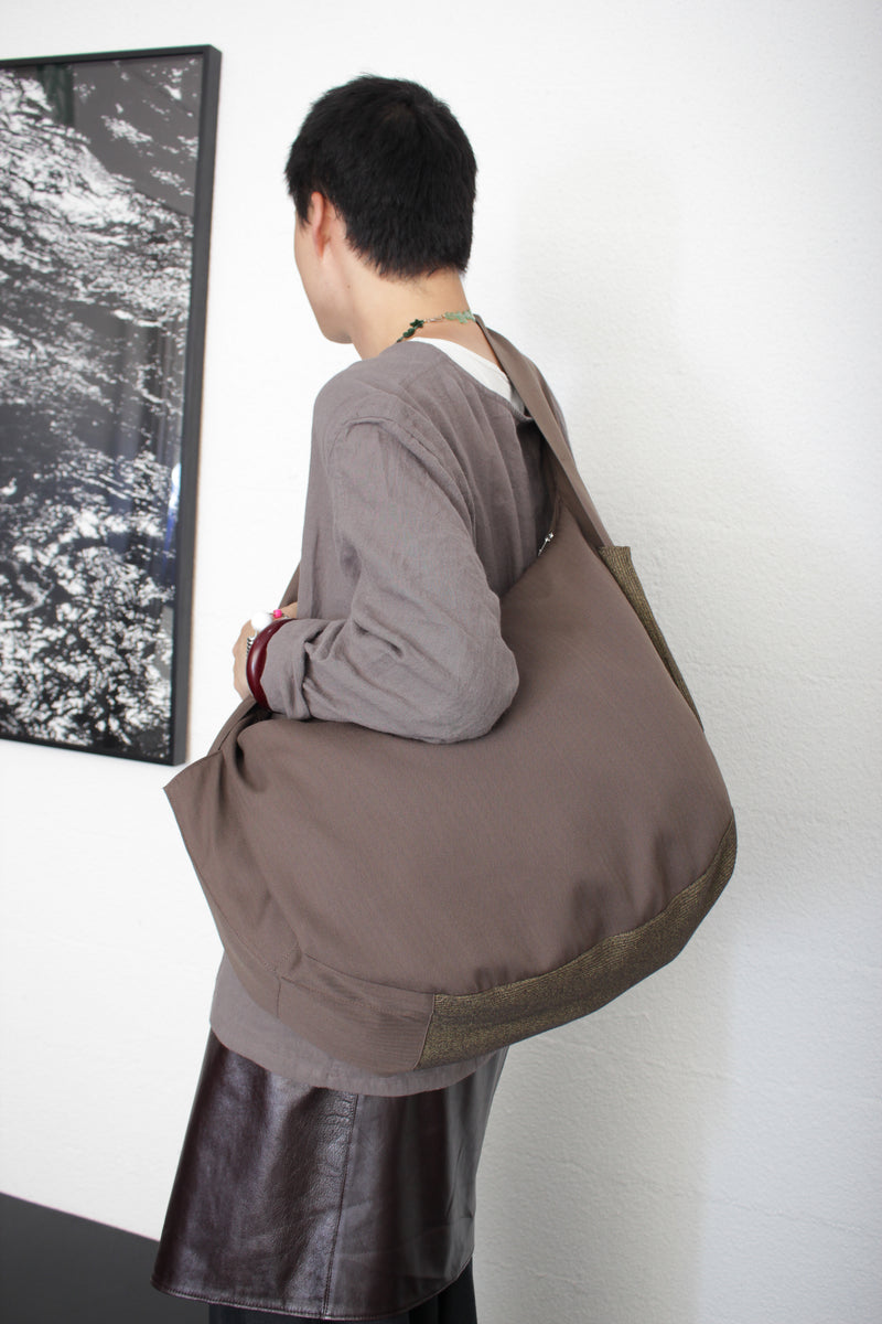 Omar Afridi / ZIPPED LIDIA BAG - Sand×Dirty Yellow (SS25-BAG-103-01)