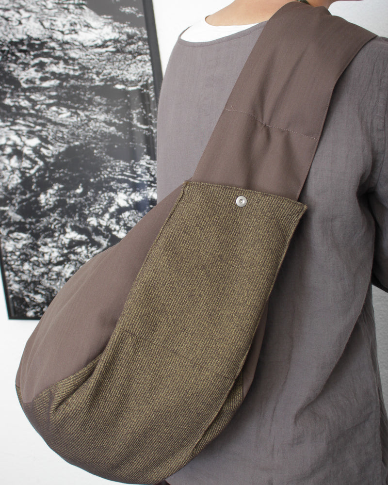 Omar Afridi / ZIPPED LIDIA BAG - Sand×Dirty Yellow (SS25-BAG-103-01)