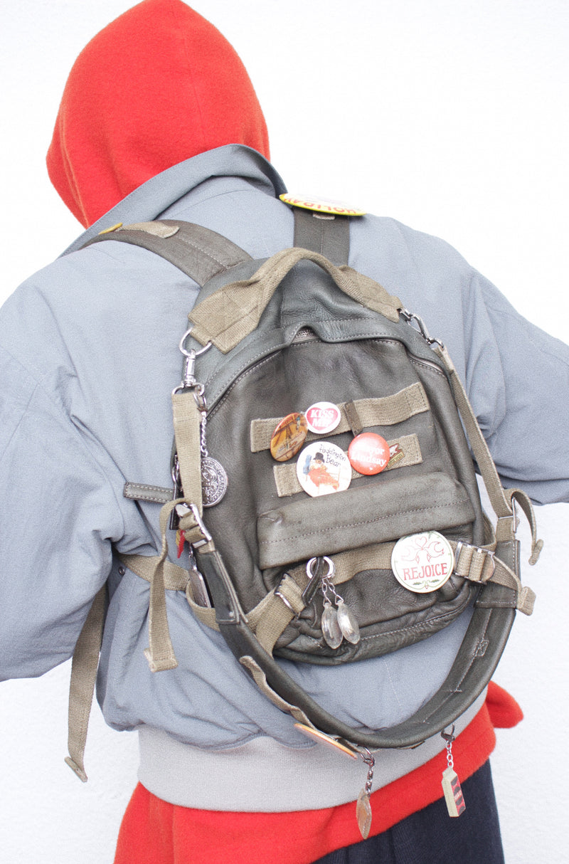 LES SIX / PINNED LEATHER RUCK - Green (sextio-fyra-9-ruck-c)