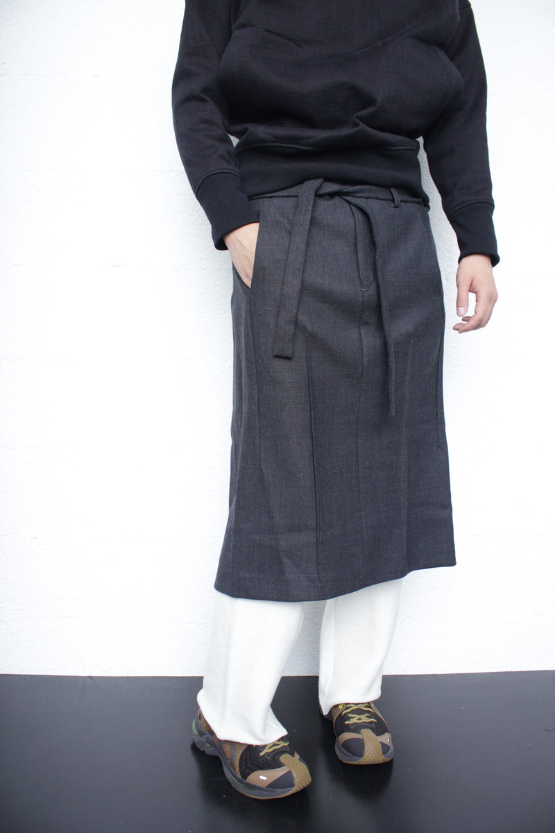 CLASS / SLACKS APRON - Charcoal (CCFA05UNI)
