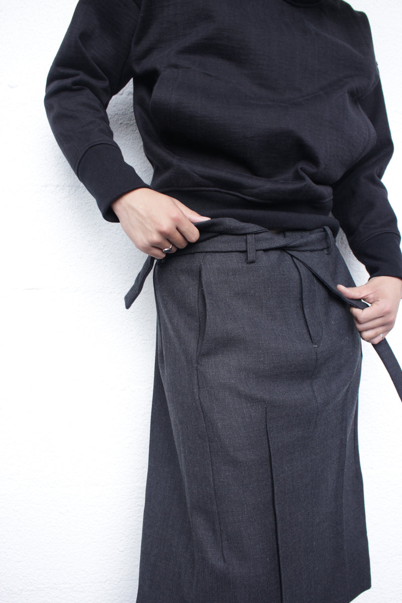 CLASS / SLACKS APRON - Charcoal (CCFA05UNI)