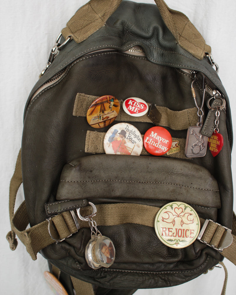 LES SIX / PINNED LEATHER RUCK - Green (sextio-fyra-9-ruck-a)