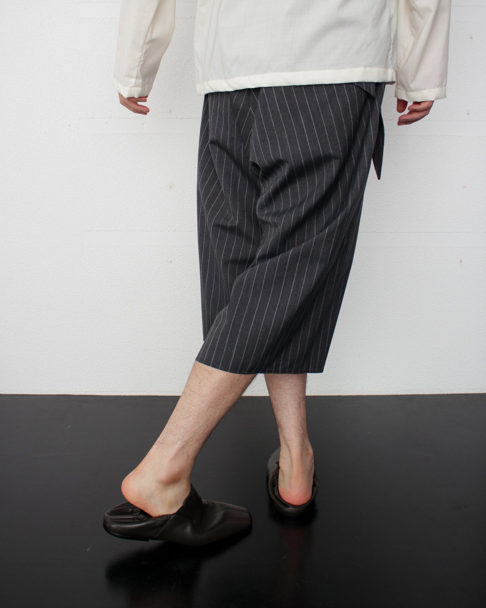 試着のみタグ付　sulvam (サルバム) / bandage PT (GRY) sulvam サルバム 通販 STRIPE EASY HALF SLACKS (MV-P03-110) Gray