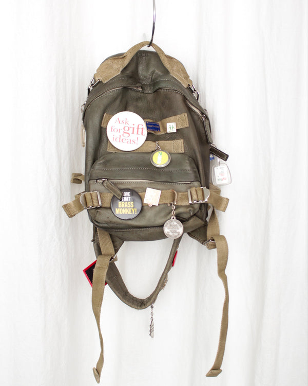 LES SIX / PINNED LEATHER RUCK - Green (sextio-fyra-9-ruck-b)