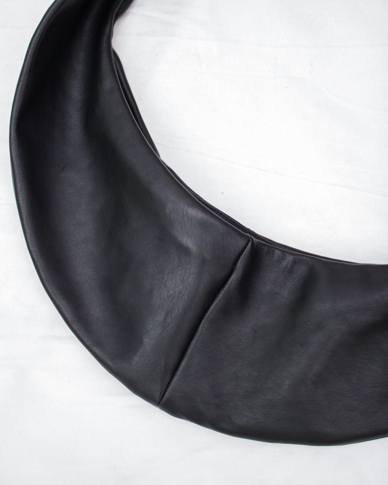 GABRIELA COLL GARMENTS / NO.297 SMALL CROSSED LEATHER BAG - Black (S15-297)