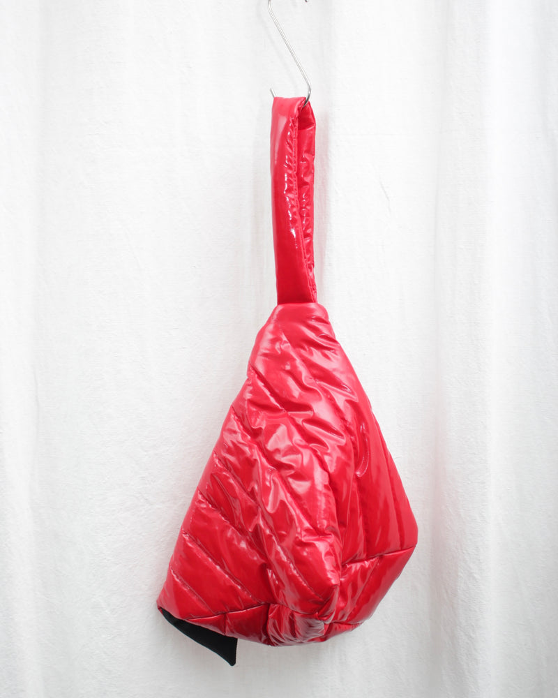 << Re: >> DISTORTED HAND BAG (OA-AW22-BAG-103-04) Red