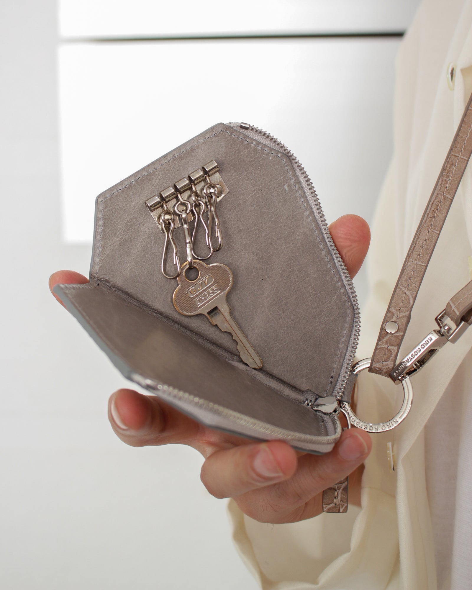 KIKO KOSTADINOV キココスタディノフ 通販 OHNE KEYCASE (KKSS25ACC02