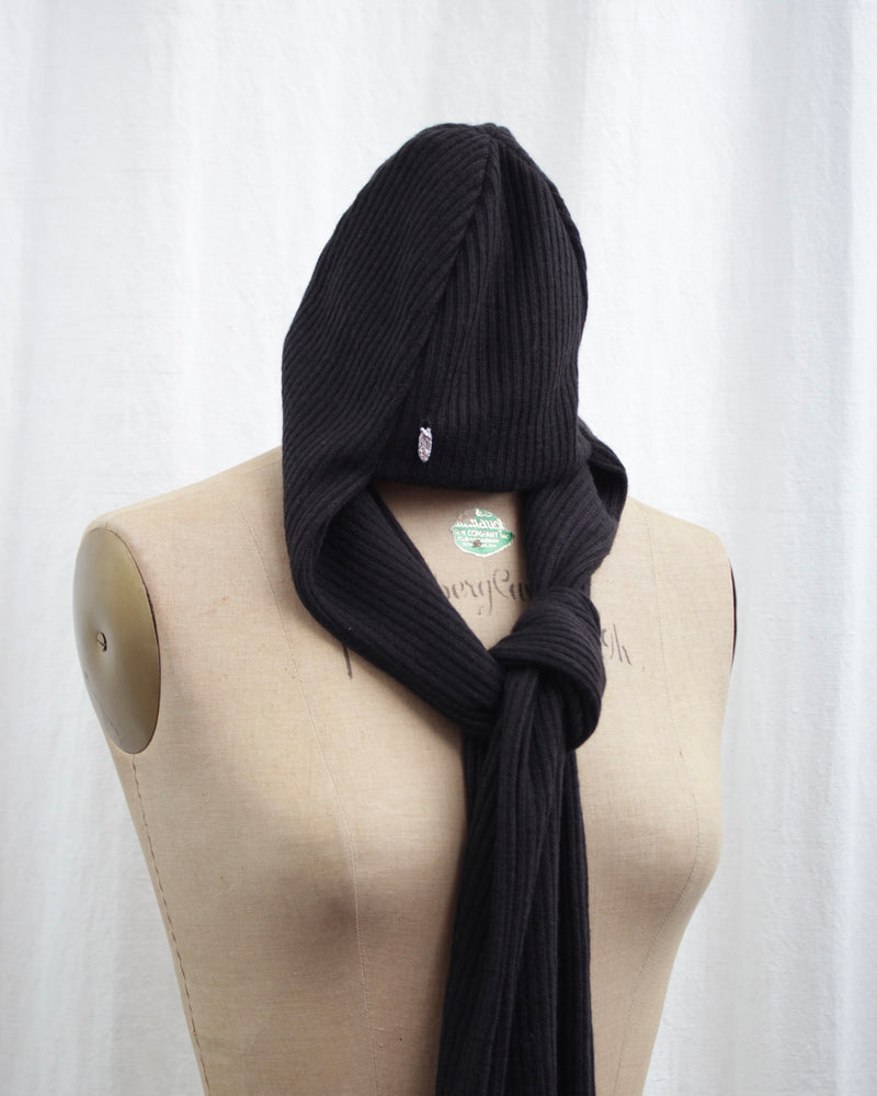 SCARF WITH HAND JEWELRY (BR66-AW24) Black