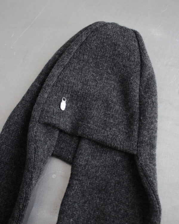 SCARF WITH HAND JEWELRY (BR66-AW24-01) Gray