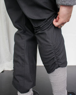 CLASS / CHARCOAL GATHERED SLACKS - Charcoal (CCFS08UNI)