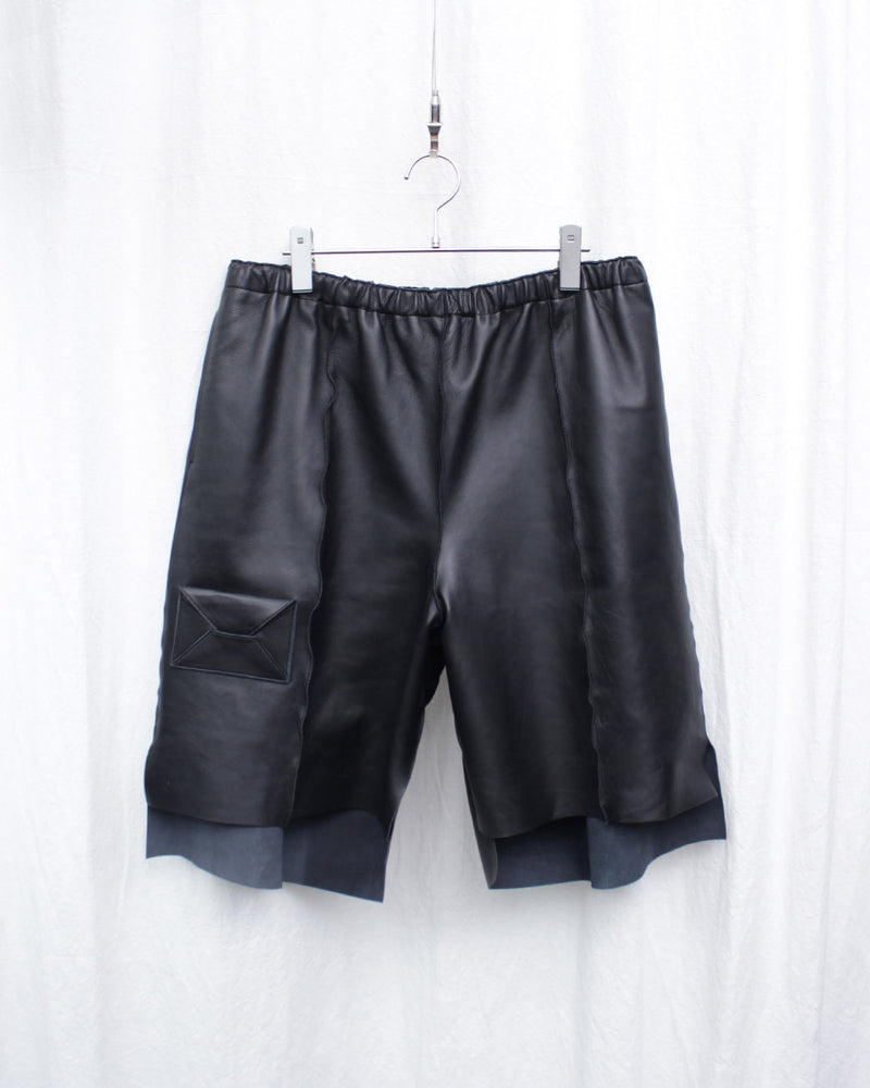 CLASS / LAMB SKIN EASY SHORTS (CCGS14UNI) Black – Mukta / Sal